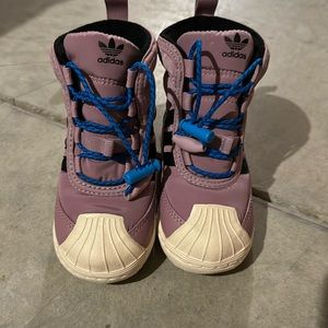 adidas Originals Superstar 360 Boot 2.0- never worn